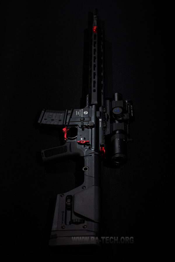 Schmeisser AR15 DMR (schwarz) - Strike Industries Red Edition – Bild 3